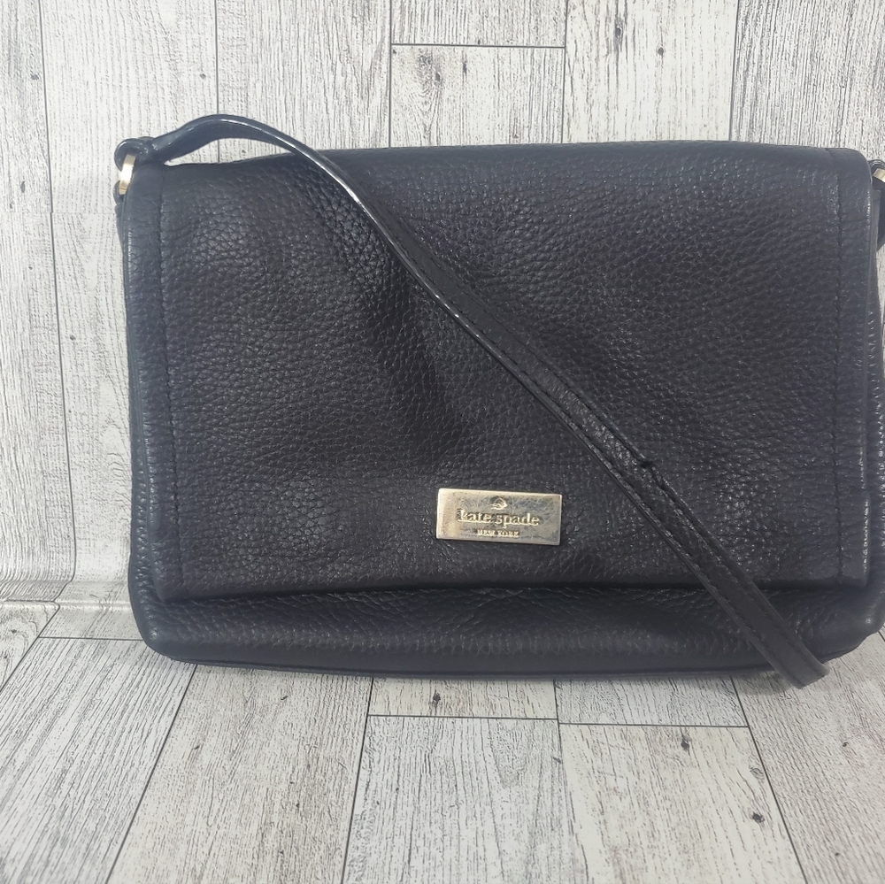 Kate Spade New York Small Cross Body Purse Black Peddled Cow Leather Gold Logo